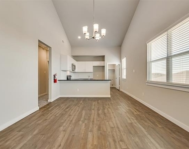 663 Wheatfield Drive - Photo Thumbnail 9