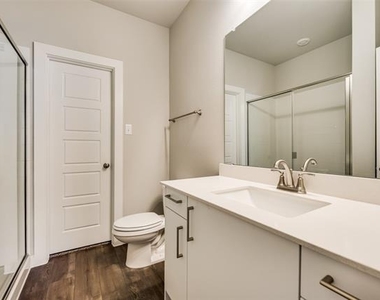 663 Wheatfield Drive - Photo Thumbnail 13