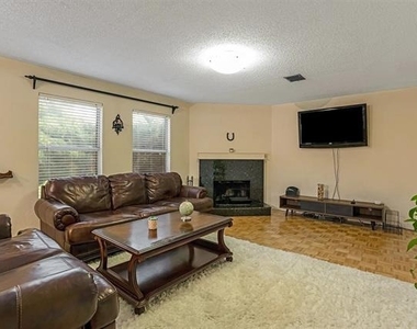 2345 Maple Drive - Photo Thumbnail 15