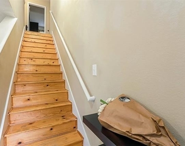 2345 Maple Drive - Photo Thumbnail 24
