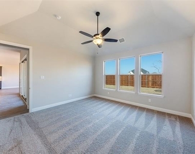 2813 Carisbrooke Street - Photo Thumbnail 13