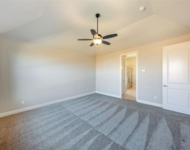 2813 Carisbrooke Street - Photo Thumbnail 20