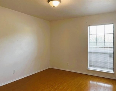 5664 Perrin Street - Photo Thumbnail 7