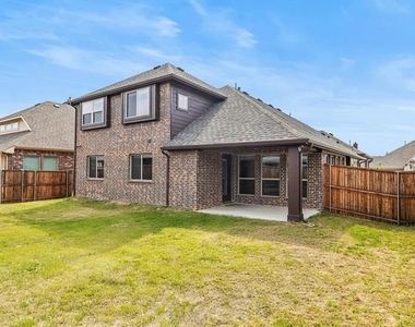 905 Sedona Street - Photo Thumbnail 25