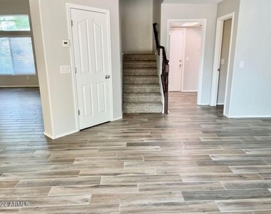 9820 W Pioneer Street - Photo Thumbnail 10