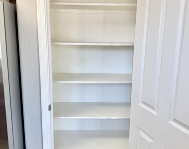 9820 W Pioneer Street - Photo Thumbnail 22