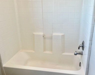 9820 W Pioneer Street - Photo Thumbnail 35