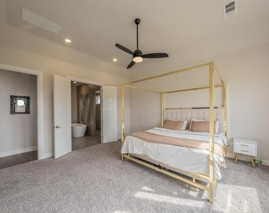 1598 Wintergreen Court - Photo Thumbnail 16