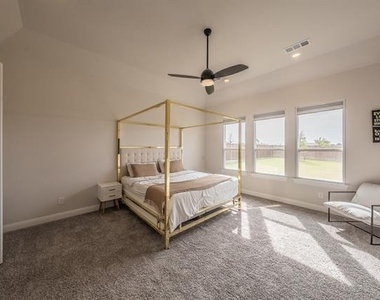1598 Wintergreen Court - Photo Thumbnail 15