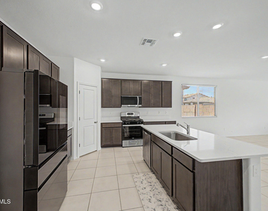 21157 E Canary Way - Photo Thumbnail 11