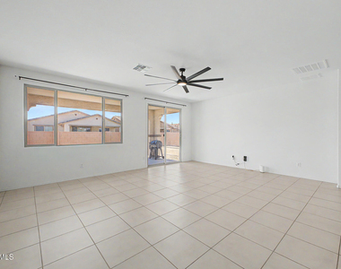 21157 E Canary Way - Photo Thumbnail 4