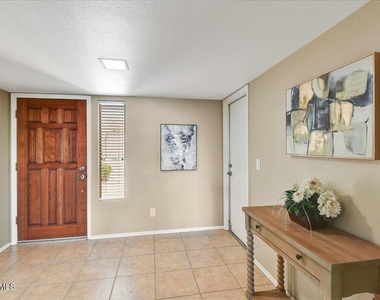 9630 W Tonto Lane - Photo Thumbnail 3