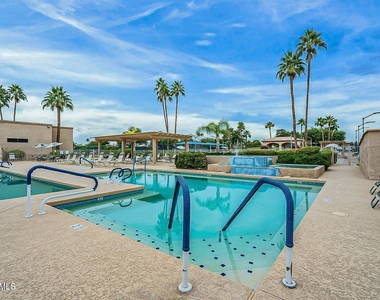 9630 W Tonto Lane - Photo Thumbnail 19
