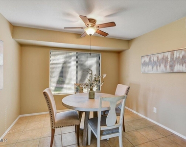 9630 W Tonto Lane - Photo Thumbnail 5