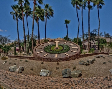 9630 W Tonto Lane - Photo Thumbnail 15