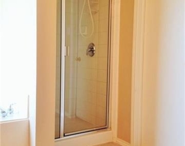 625 Rothschild Lane - Photo Thumbnail 11