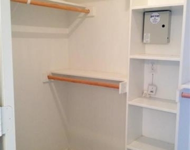 625 Rothschild Lane - Photo Thumbnail 12