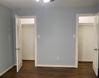 5953 Lewis Street - Photo Thumbnail 8