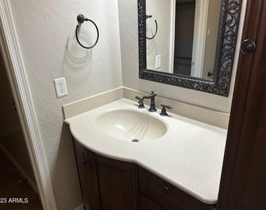 1385 E Betsy Lane - Photo Thumbnail 11