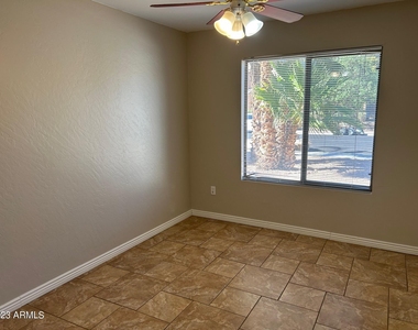1385 E Betsy Lane - Photo Thumbnail 16