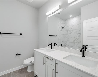 4029 Clovis Street - Photo Thumbnail 6