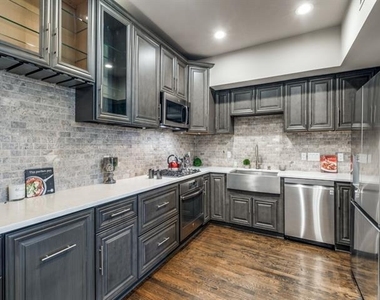 3352 Miro Place - Photo Thumbnail 9