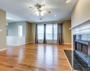 3903 Holland Avenue - Photo Thumbnail 9