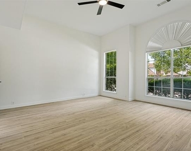 11160 Silver Horn Drive - Photo Thumbnail 19