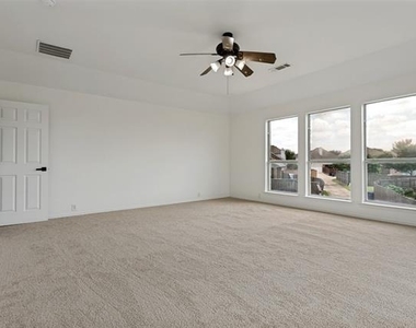 11160 Silver Horn Drive - Photo Thumbnail 27