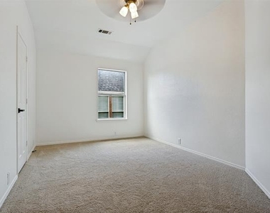 11160 Silver Horn Drive - Photo Thumbnail 29