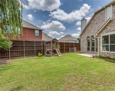 11160 Silver Horn Drive - Photo Thumbnail 33