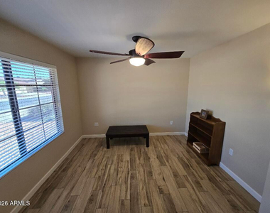 14723 W Antelope Drive - Photo Thumbnail 10