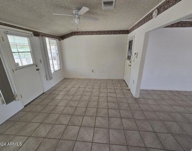 15457 N Ridgeview Road - Photo Thumbnail 9