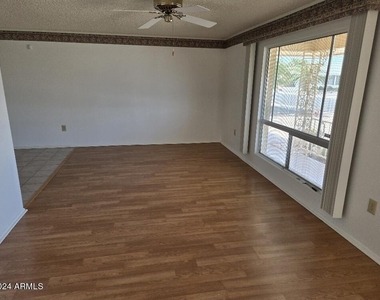 15457 N Ridgeview Road - Photo Thumbnail 4