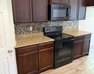 1421 Jones Street - Photo Thumbnail 1