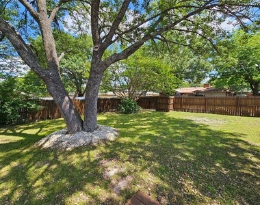 216 Wesley Drive - Photo Thumbnail 36