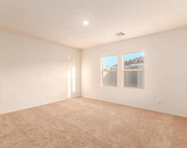 19585 W Annika Drive - Photo Thumbnail 20