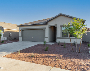 19585 W Annika Drive - Photo Thumbnail 2