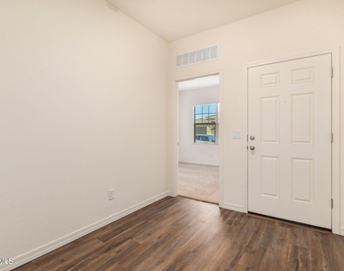 19585 W Annika Drive - Photo Thumbnail 13