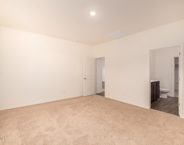 19585 W Annika Drive - Photo Thumbnail 22