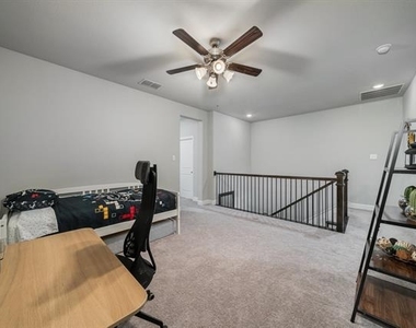 1526 Windermere Way - Photo Thumbnail 22