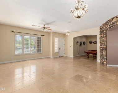 2324 W Blaylock Drive W - Photo Thumbnail 1