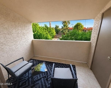 5146 E Oak Street - Photo Thumbnail 9
