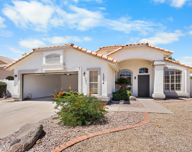 1214 E Beverly Lane - Photo Thumbnail 3