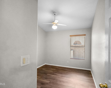 1214 E Beverly Lane - Photo Thumbnail 20