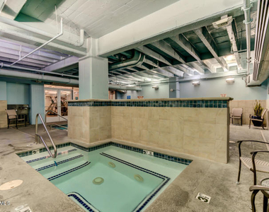 114 W Adams Street - Photo Thumbnail 28