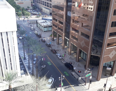 114 W Adams Street - Photo Thumbnail 22