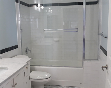 114 W Adams Street - Photo Thumbnail 21