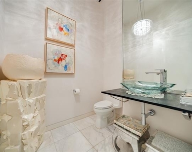 2408 Victory Park Lane - Photo Thumbnail 12