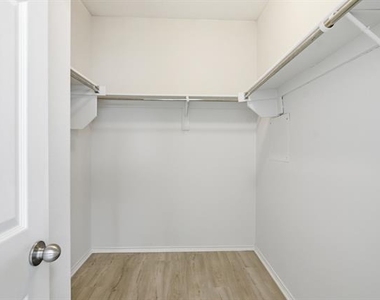 3804 Verde Drive - Photo Thumbnail 19